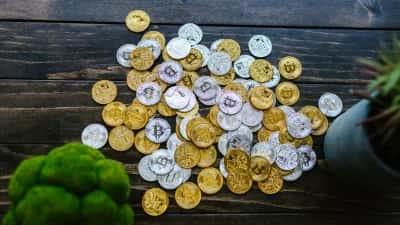 Banks Strengthen Institutional Trust in Crypto