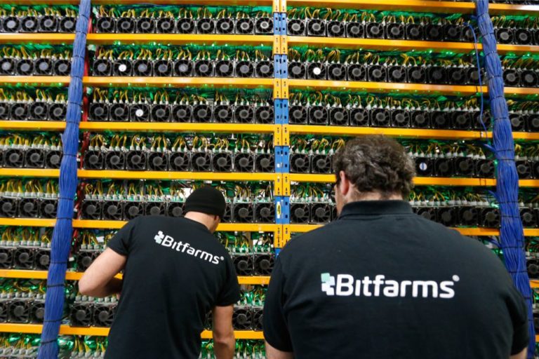 invest in bitcoin mining farms roi