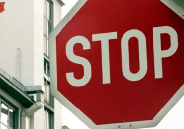 singapore halts STO