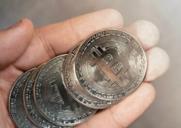 substack accepting bitcoin services