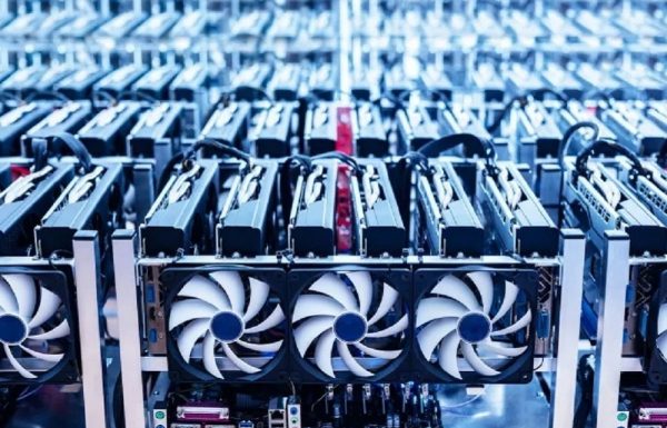 Bitcoin Mining Firm Iris Reportedly Planning to Raise $200M Ahead of Nasdaq Debut