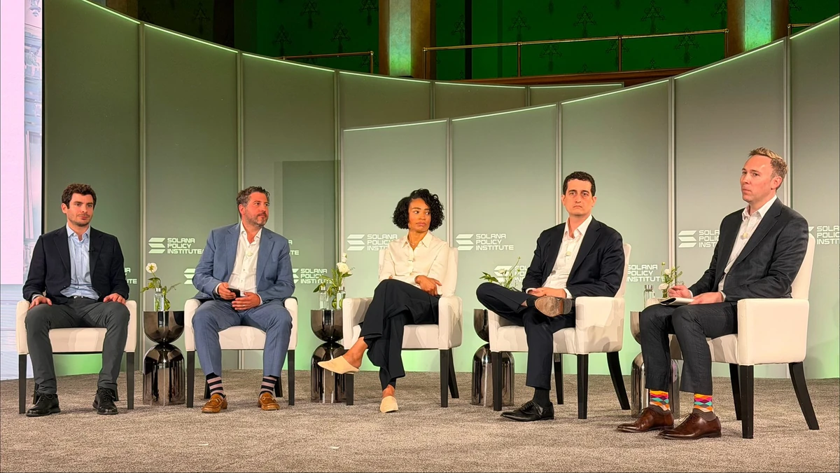 Grayscale Discusses CLARITY Act Impact at Solana Event — Here’s Why It Matters