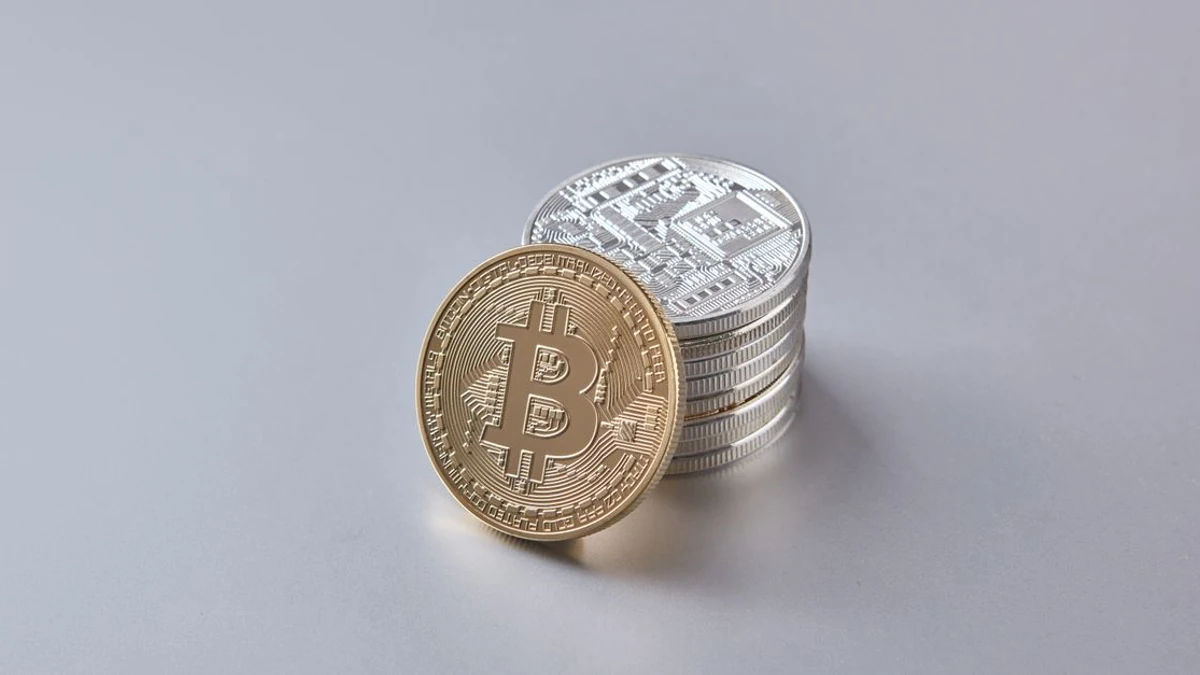 Cointelegraph Reports $1.9B in BTC and $230M in ETH Options Expiry — How Will This Impact the Market?