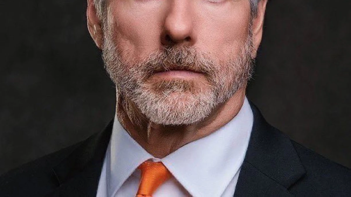 Michael Saylor’s Strategy Acquires 250 BTC Worth $21M